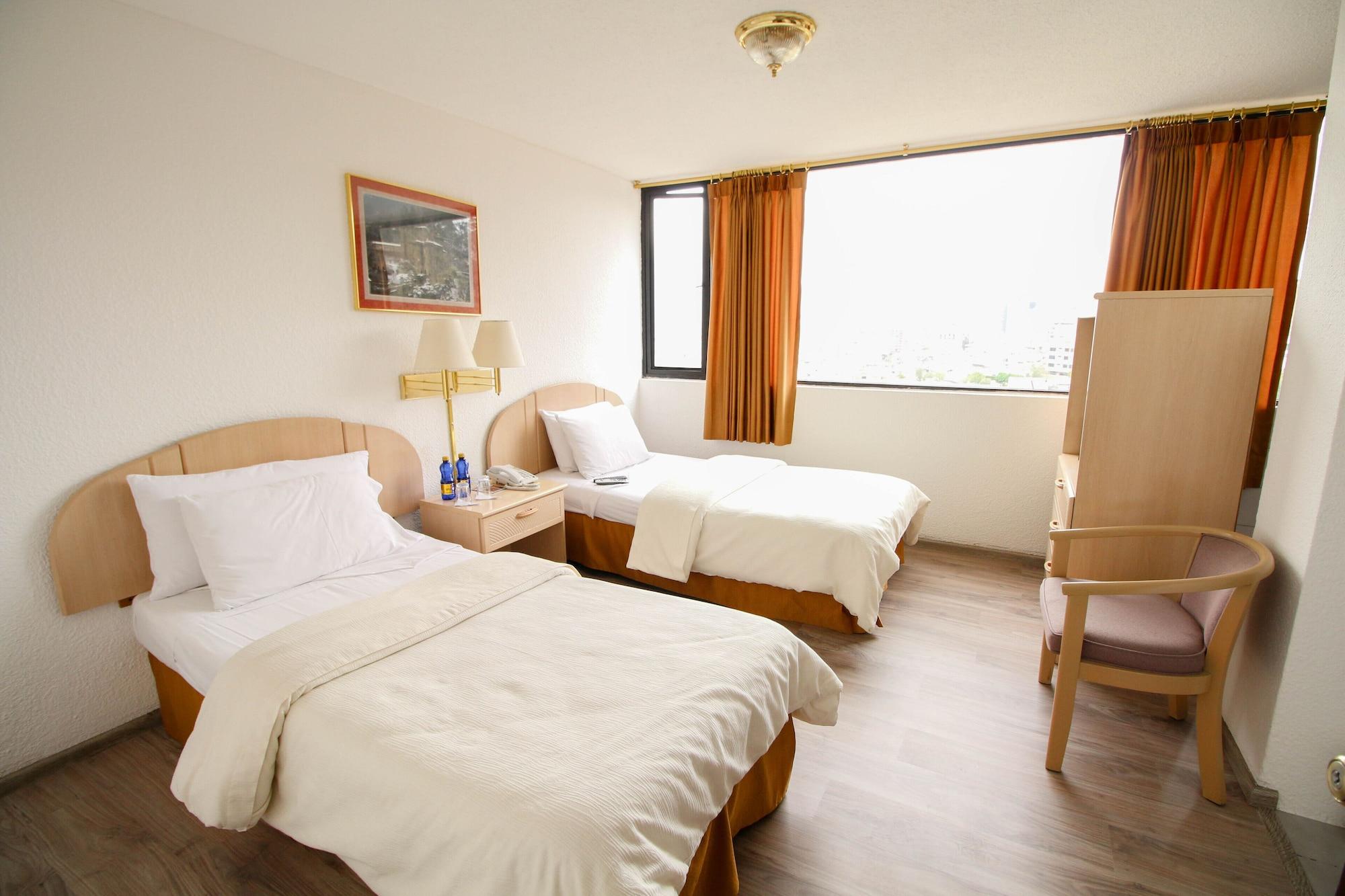Stanford Suites Hotel Quito Eksteriør billede