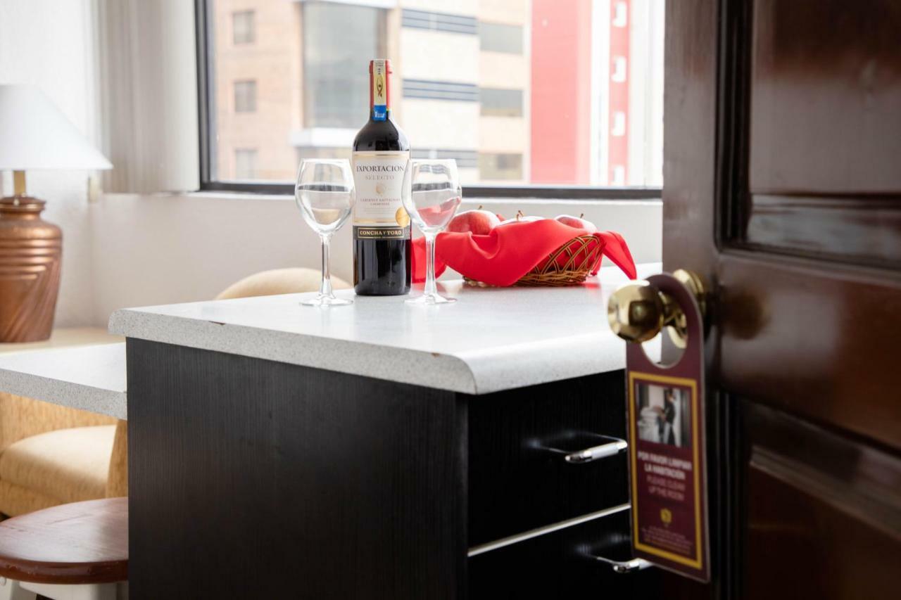 Stanford Suites Hotel Quito Eksteriør billede